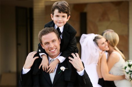 Portrait du père et du fils au mariage Photographie de stock - Rights-Managed, Code: 700-00371258