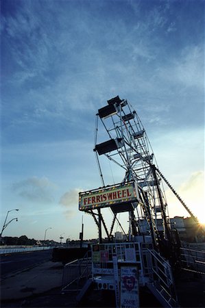 Ferris Wheel Stock Photo - Rights-Managed, Code: 700-00371526