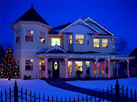 snowy night at home - House with Christmas Lights Stock Photo - Rights-Managed, Code: 700-00371534