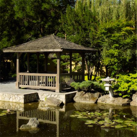 Jardins de Kasugai Kelowna, Colombie-Britannique, Canada Photographie de stock - Rights-Managed, Code: 700-00404153