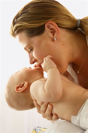 simsearch:700-00033411,k - Mother and Baby Foto de stock - Con derechos protegidos, Código: 700-00424784
