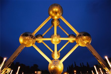 spheres in landmarks - Atomium, Brussels, Belgium Stock Photo - Rights-Managed, Code: 700-00425250