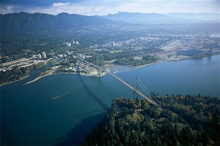 Lion's Gate Bridge, Vancouver, British Columbia, Canada Stock Photo - Rights-Managed, Code: 700-00426349
