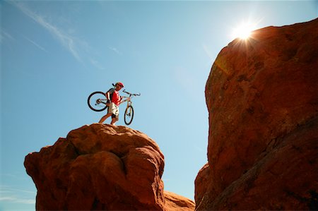 extreme mountain biking - Man Mountain Biking, Red Rocks, Colorado, USA Foto de stock - Con derechos protegidos, Código: 700-00429924