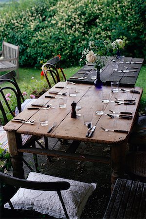 rustic restaurant table - Table Setting Outdoors Stock Photo - Rights-Managed, Code: 700-00438901