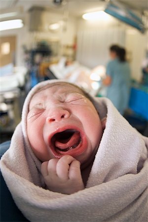 simsearch:700-00452672,k - Newborn Baby Crying Fotografie stock - Rights-Managed, Codice: 700-00439263