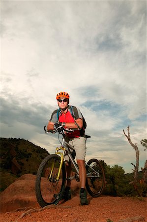 simsearch:700-00187853,k - Man Mountain Biking, Red Rocks, Colorado, USA Foto de stock - Direito Controlado, Número: 700-00439518