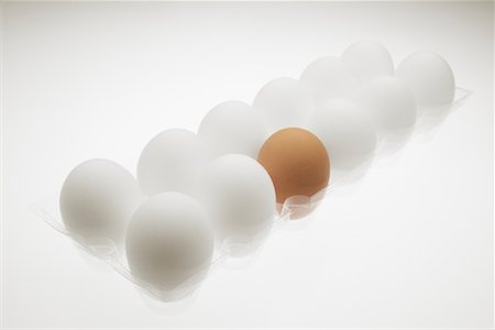 simsearch:700-00032385,k - Carton of Eggs Foto de stock - Con derechos protegidos, Código: 700-00453202