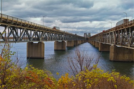 fleuve saint-laurent - Pont Honoré Mercier, Montréal, Québec, Canada Photographie de stock - Rights-Managed, Code: 700-00476978