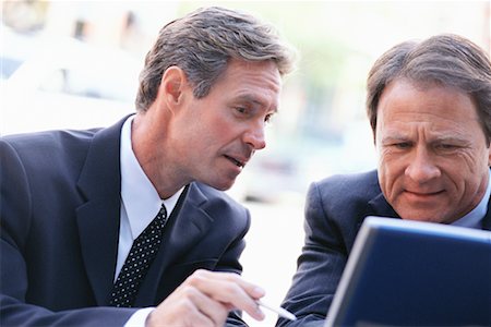 simsearch:695-05769165,k - Businessmen Using Laptop Computer Outdoors Stock Photo - Rights-Managed, Code: 700-00477165