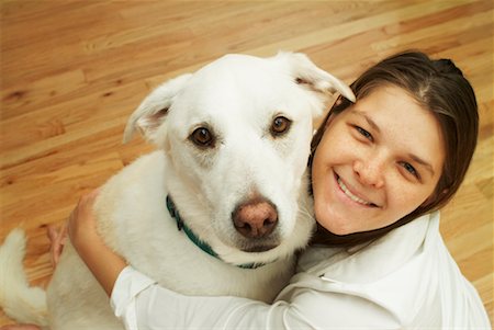 simsearch:700-00814363,k - Woman With Dog Foto de stock - Con derechos protegidos, Código: 700-00477401