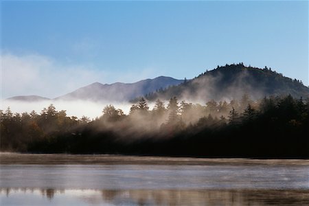 Mckenzie Mountain Wilderness, Mirror Lake, Lake Placid, Adirondack Park, New York, USA Foto de stock - Con derechos protegidos, Código: 700-00478374