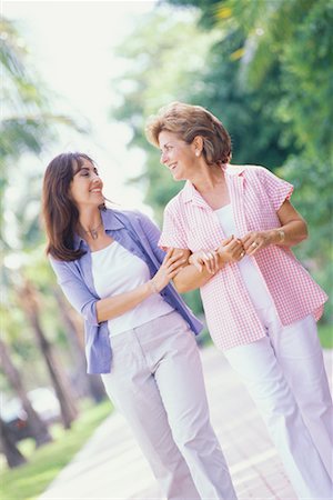 simsearch:700-01838832,k - Women Walking Together Stock Photo - Rights-Managed, Code: 700-00478655