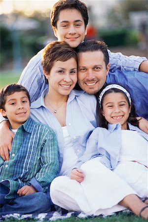 family of five hugging - Family Stock Photo - Rights-Managed, Code: 700-00514260