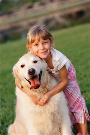 simsearch:700-00814363,k - Girl Hugging Dog Foto de stock - Con derechos protegidos, Código: 700-00515138