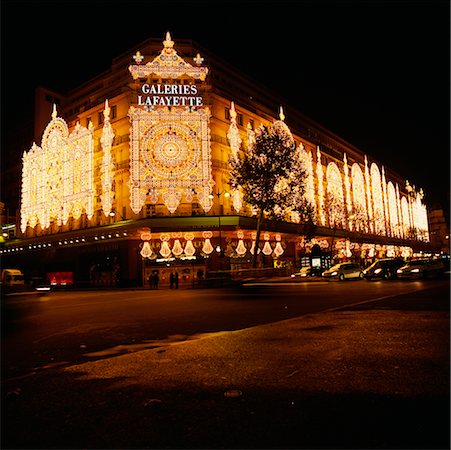 exterior of galeries lafayette - Galleries Lafayette, Paris, France Stock Photo - Rights-Managed, Code: 700-00515616