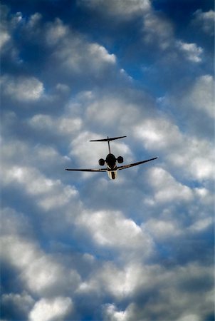 plane sky cloud looking up not people - Airplane Stock Photo - Rights-Managed, Code: 700-00518518