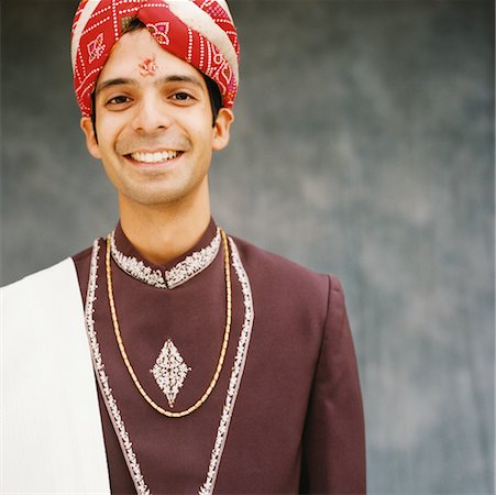 simsearch:700-00518605,k - Portrait of Hindu Groom Fotografie stock - Rights-Managed, Codice: 700-00524040