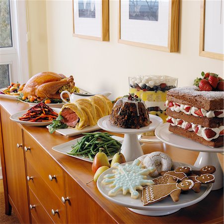 food on a sideboard - Sideboard with Holiday Food Stock Photo - Rights-Managed, Code: 700-00526891