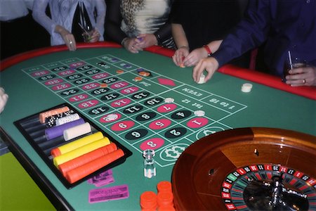 simsearch:700-00544144,k - Roulette Table Foto de stock - Con derechos protegidos, Código: 700-00527490