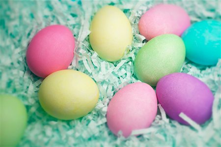simsearch:700-01124525,k - Colored Easter Eggs Foto de stock - Con derechos protegidos, Código: 700-00528481