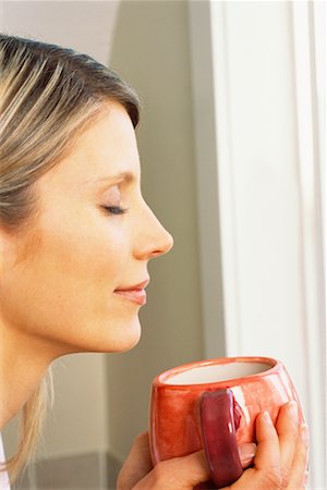 Woman with Mug Stock Photo - Rights-Managed, Code: 700-00528882