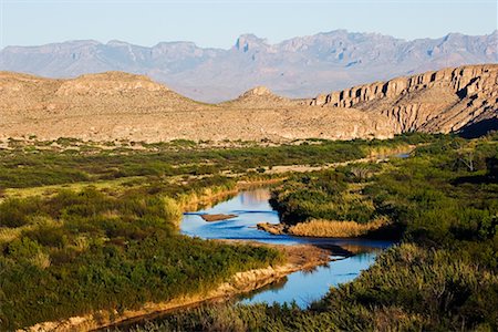 rio grande - The Rio Grande and the Chisos Mountains, Big Bend National Park, Texas, USA Stock Photo - Rights-Managed, Code: 700-00529835