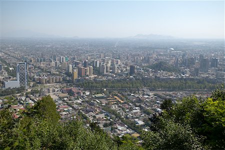 View of Santiago from Cerro San Cristobal, Chile Foto de stock - Direito Controlado, Número: 700-00520173