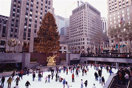 Skating at Rockefeller Center, New York City, New York, USA Foto de stock - Con derechos protegidos, Código: 700-00520348