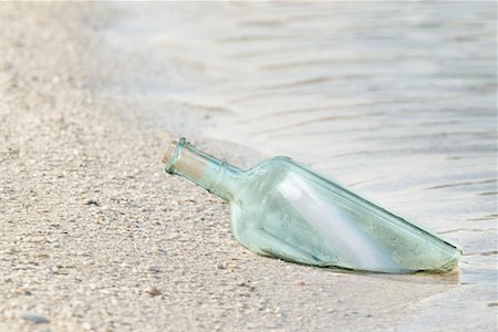 Message in a Bottle Stock Photo - Rights-Managed, Code: 700-00520869