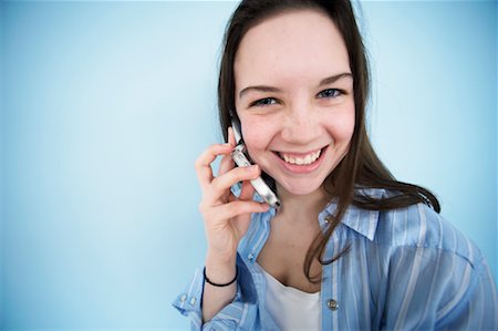 simsearch:700-01248701,k - Teenager Using Cell Phone Stock Photo - Rights-Managed, Code: 700-00530710
