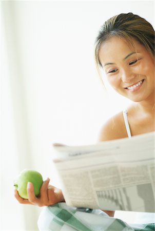 simsearch:700-00520582,k - Woman Reading Newspaper Stock Photo - Rights-Managed, Code: 700-00544292
