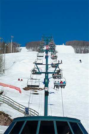 simsearch:693-03707249,k - Ski Lift at Mont Tremblant, Quebec, Canada Foto de stock - Con derechos protegidos, Código: 700-00546309