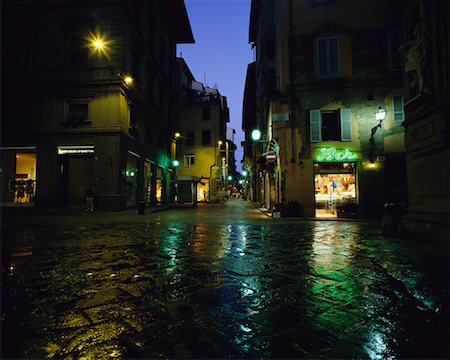 Wet City Street in Evening, Florence, Italy Stock Photo - Rights-Managed, Code: 700-00549101