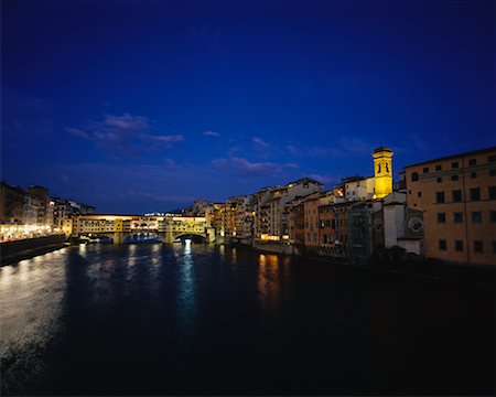 simsearch:862-07690192,k - River in City at Night, Arno River, Florence, Italy Stock Photo - Rights-Managed, Code: 700-00549102