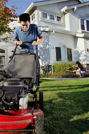 Couple Doing Yard Work Stock Photo - Rights-Managed, Code: 700-00554059