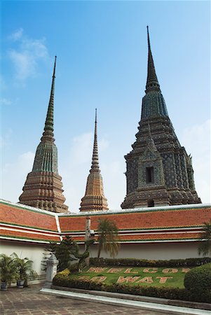 pierre tremblay - Three Stupas at Wat Po, Bangkok, Thailand Stock Photo - Rights-Managed, Code: 700-00554341