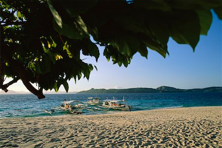 Boats on Beach, Busuanga, Palawan, Philippines Stock Photo - Rights-Managed, Code: 700-00555348