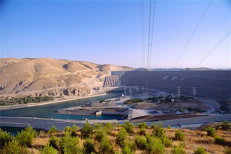 simsearch:600-02886381,k - Ataturk Dam, Gaziantep, Turkey Stock Photo - Rights-Managed, Code: 700-00555772