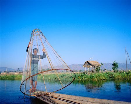 simsearch:862-03807938,k - Man Fishing, Inle Lake, Myanmar Foto de stock - Con derechos protegidos, Código: 700-00556105