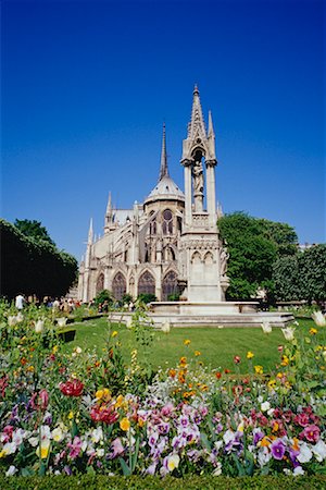 simsearch:600-00071823,k - La cathédrale Notre-Dame, Paris, France Photographie de stock - Rights-Managed, Code: 700-00556467