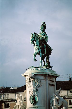 simsearch:700-00556670,k - Statue équestre, Lisbonne, Portugal Photographie de stock - Rights-Managed, Code: 700-00556670