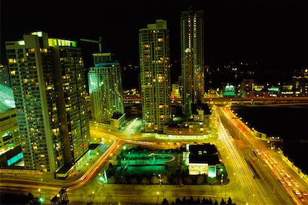 Cityscape at Night, Toronto, Ontario, Canada Foto de stock - Con derechos protegidos, Código: 700-00557578