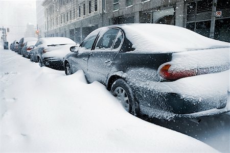 parked snow - Parked Cars in Winter, Toronto, Ontario, Canada Stock Photo - Rights-Managed, Code: 700-00557683