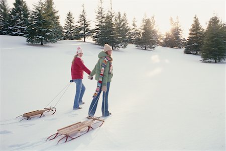 simsearch:700-01407286,k - Women Outdoors in Winter Stock Photo - Rights-Managed, Code: 700-00552246