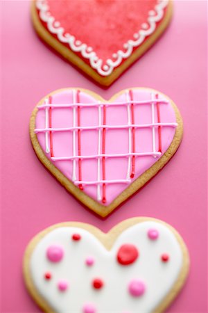 simsearch:700-00553698,k - Heart-Shaped Cookies Foto de stock - Con derechos protegidos, Código: 700-00553686