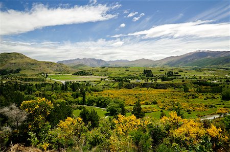 View From The Crown Range, South Island, New Zealand Stock Photo - Rights-Managed, Code: 700-00553953