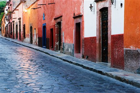 Colourful Buildings, San Miguel de Allende, Guanajuato, Mexico Stock Photo - Rights-Managed, Code: 700-00560819