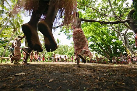 Spectacle de danse au Village Yunier Custom, Tanna, Vanuatu Photographie de stock - Rights-Managed, Code: 700-00561062