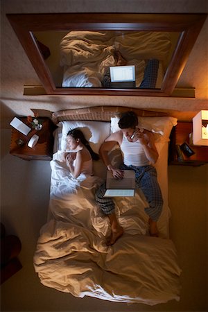 simsearch:640-01355958,k - Couple in Bed Stock Photo - Rights-Managed, Code: 700-00561147